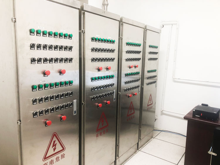 反應機組設備及控制系統4.jpg 反應機組設備及控制系統4.jpg